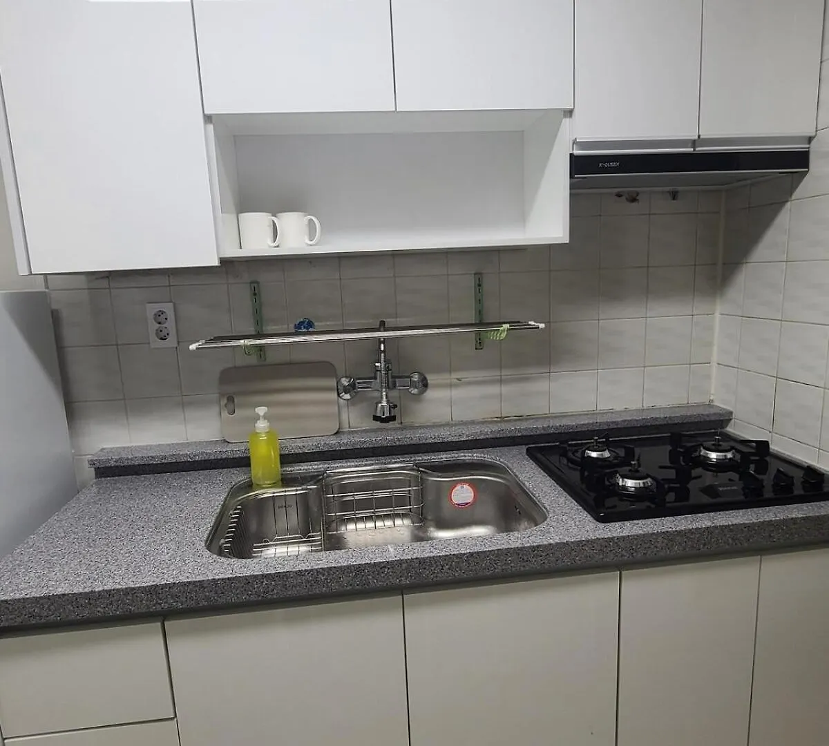 Apartment Open Mart, Traders 3 Minutes On Foot 15 Pyeong Entire House Room 2,Living Room 1, Toilet 1, Tv, Free Parking Seoul